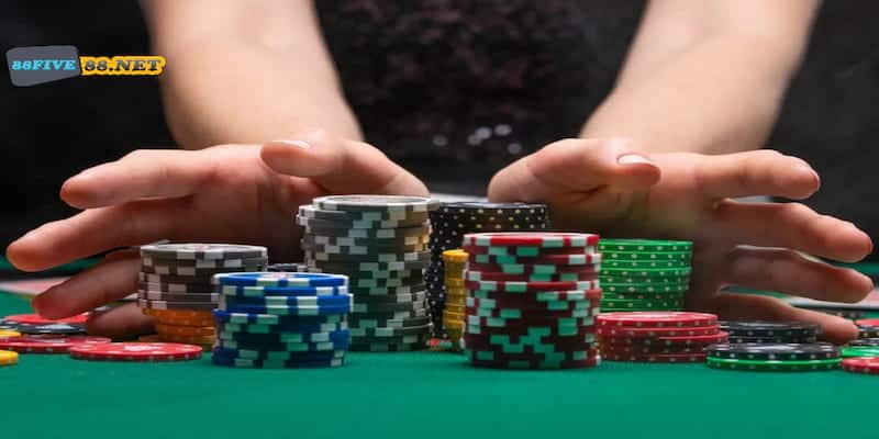 Lệnh all-in chỉ xuất hiện poker khi người chơi muốn cược toàn bộ tiền